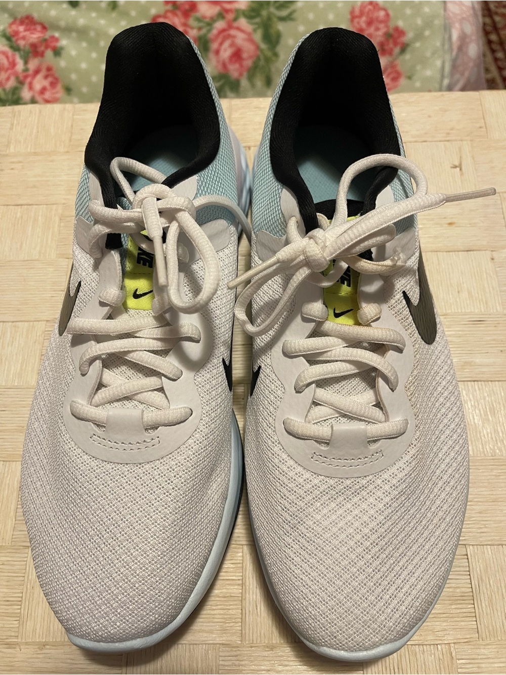 Nike Women's Light Gray and Mint Gradient Running Shoes with Black Swoosh